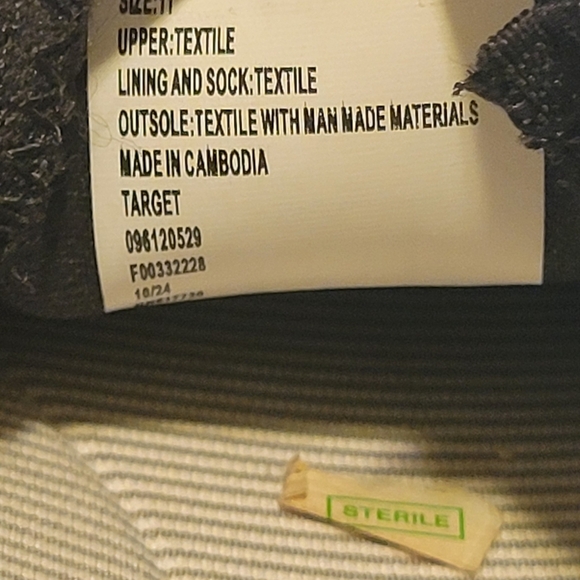 a new day Black Slip-On Sneakers Size 11 NWT - Picture 4 of 5